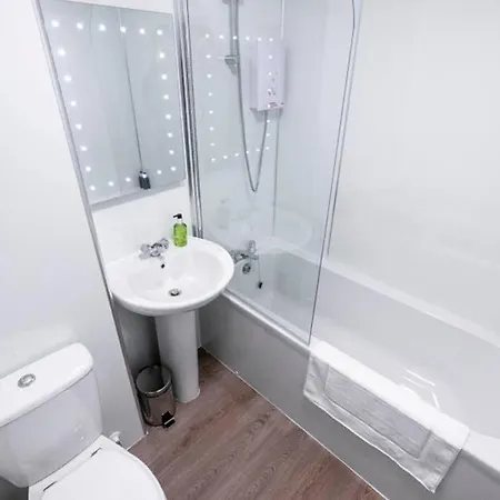 ☆ Bright, 2 Bedroom West End ☆ Apartamento Dundee