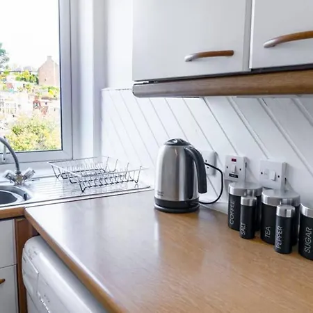 Apartamento ☆ Bright, 2 Bedroom West End ☆ Dundee