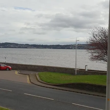 Apartment Waterfront *