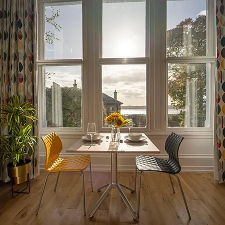 The Clarendon 4* Dundee