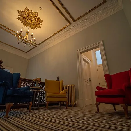The Clarendon Hotel 4*