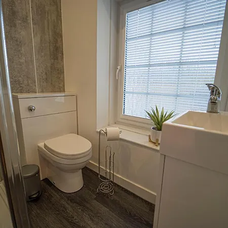 Hotel The Clarendon 4*