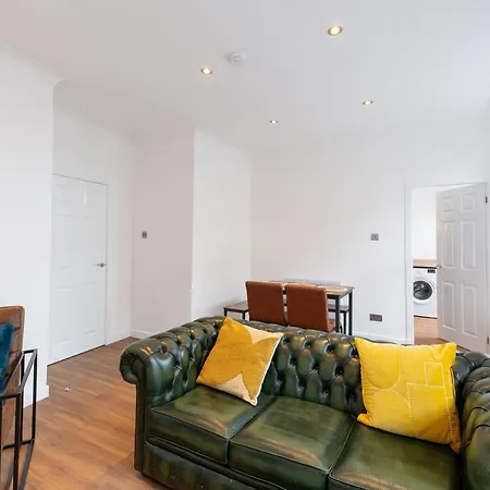 Bissets Bond Apartamento Dundee