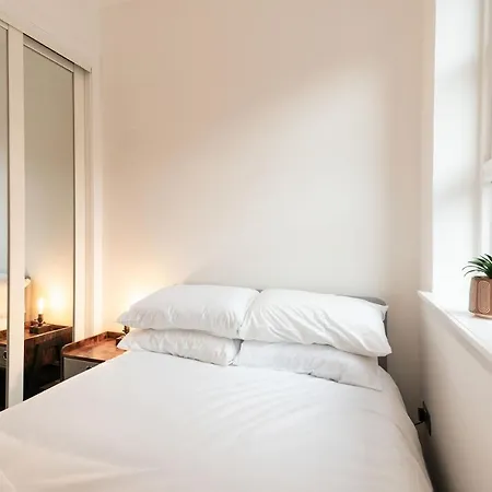 Bissets Bond Apartamento *