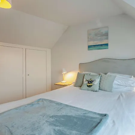 2 Bed In Broughty Ferry 94108