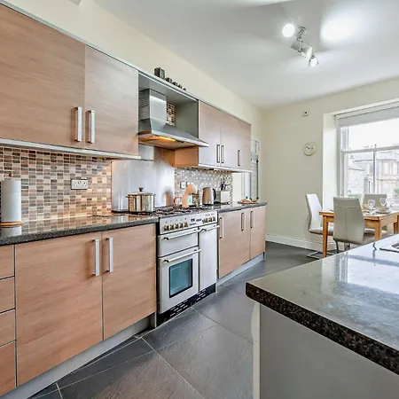 Casa de férias 2 Bed In Broughty Ferry 94108 *