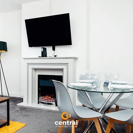 Serviced Apartments: Modern 2-bedroom Family * Dundee