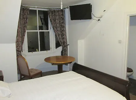Hotel Tayview 2*