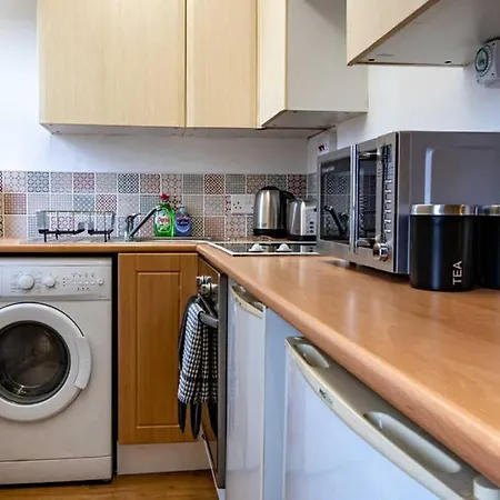 Apartment ☆bright Apartment, Near + Centre☆ Dundee