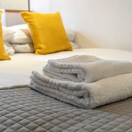 ☆bright Apartment, Near + Centre☆ Apartment *