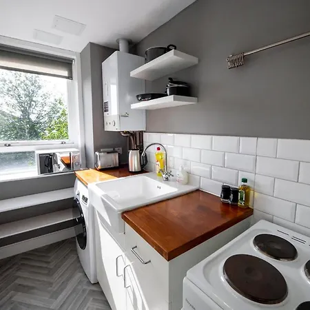 Apartment New Superhost Listing: Bright Flat Nr. Dundee