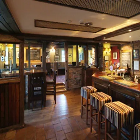 East Premier Travel Hotel