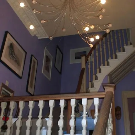 11 Somerville Place East *