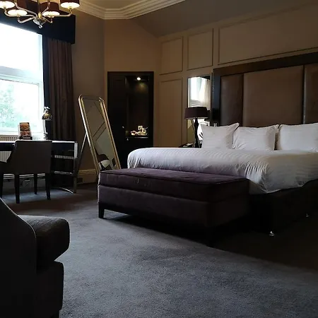 Hotel The Landmark And Leisure Club A Palette