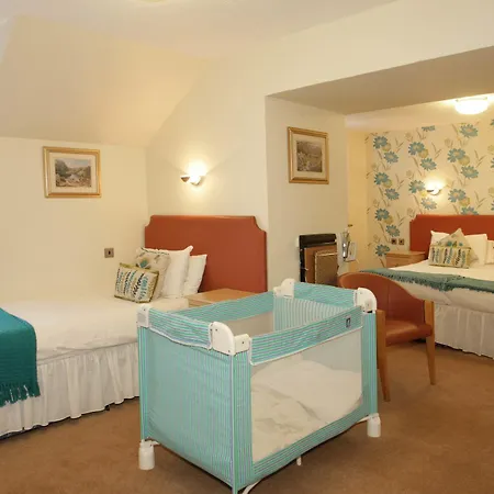 Woodlands Hotel, Bw Signature Collection Hotel 3*