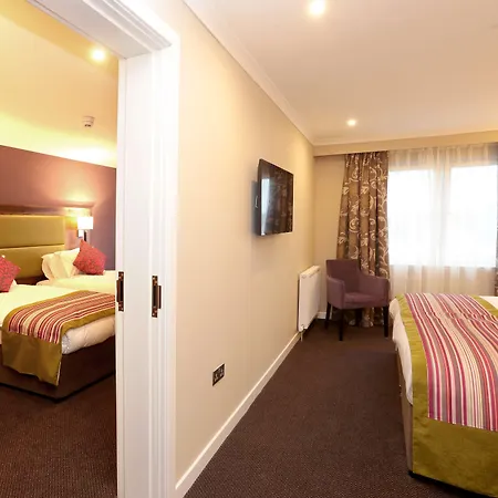 Woodlands Hotel, Bw Signature Collection 3*