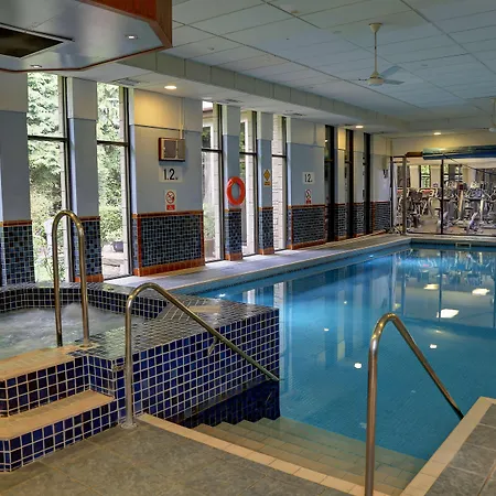 Woodlands Hotel, Bw Signature Collection Hotel 3*