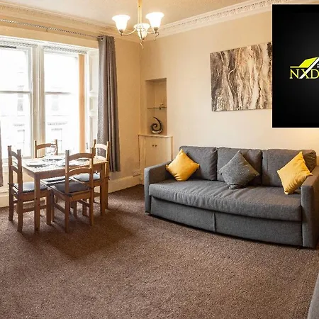 ☆ Central, Spacious Close To University☆ Apartment Dundee