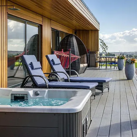 The Hideaway Experience
