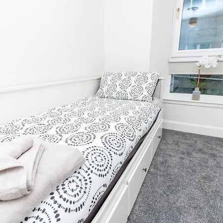 Apartment D'city Apartment, Up To 5 Guests