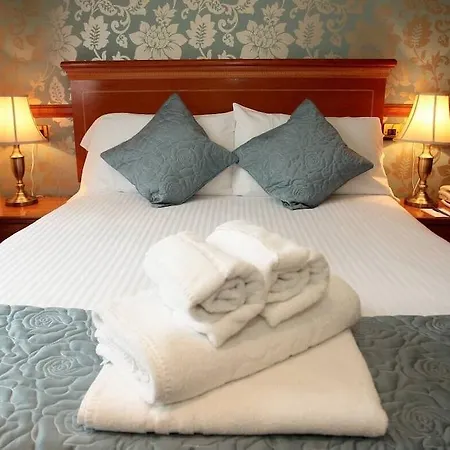 Woodlands Hotel, Bw Signature Collection Hotel