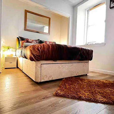 Remarkable 1-bed In Apartment *