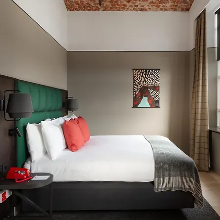 Indigo - By Ihg Dundee