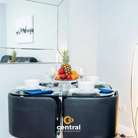 Serviced Apartments: Cozy 2-bedroom With Access * Dundee