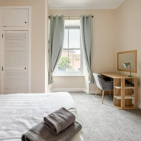 Apartment Modern And Stylish 1-bed In Centre - Perfect For Short Or Long & Contractors Dundee