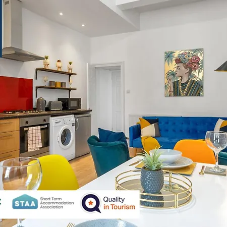 Holiday home Info Only - Sunrise Short Lets, Special Offer, Book For 7 Nights And Get 1 Night Free - 14 Night Get 2 Nights Free - 28 Night And Get 4 Nights Free - Promo-code - Bdc24 ,only With Sunrise Short Lets Ask Us 0773-4272-500 , Not A Li *