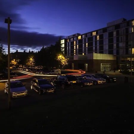 Apex Quay & Hotel