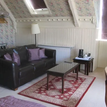 Shaftesbury (adults Only) 4*