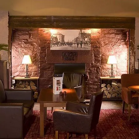 Premier West Dundee