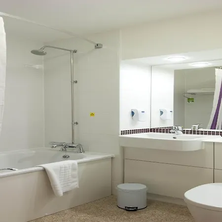 East Premier Travel 3*