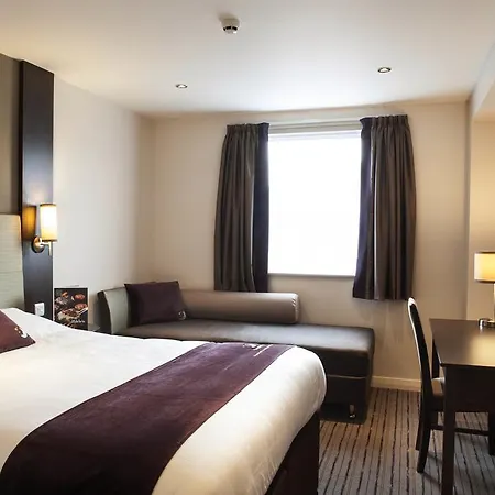 Premier Centre Hotel