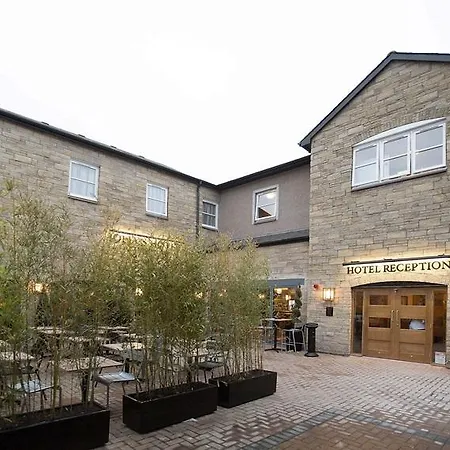 Jolly's Wetherspoon Hotel