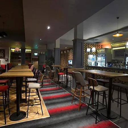 Jolly's Wetherspoon Hotel