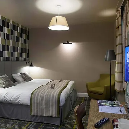 Jolly's Wetherspoon Hotel 3*