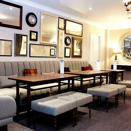 Hotel The Landmark And Leisure Club A Palette