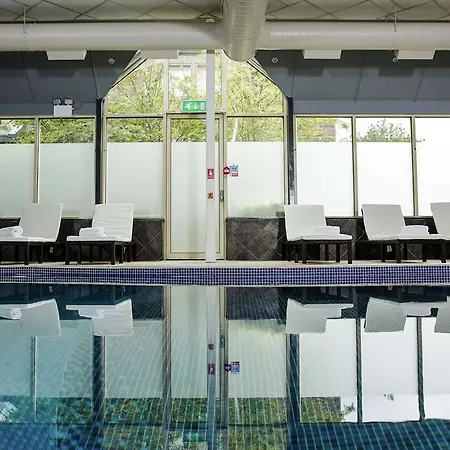 Hotel The Landmark And Leisure Club A Palette