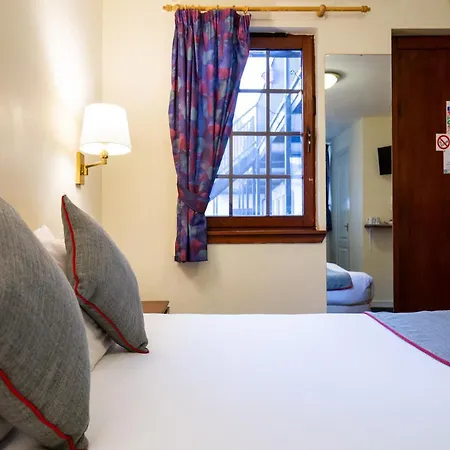 Longforgan Coaching Hotel