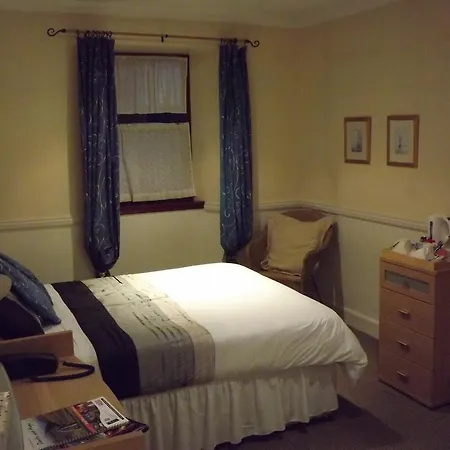 The Broughty Ferry 4*