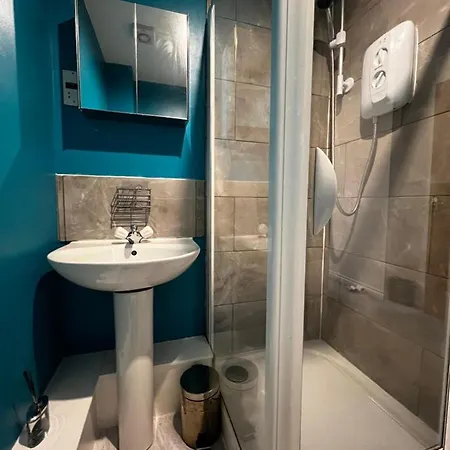 River View Apartment: Oasis With Balcony And Sports Tv Apartment Dundee