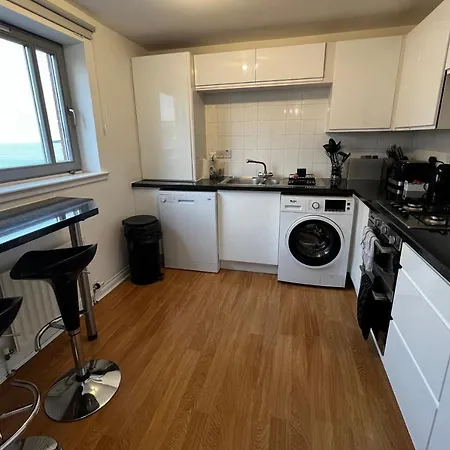 River View Apartment: Oasis With Balcony And Sports Tv Apartment Dundee