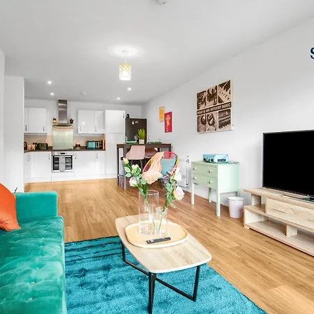 Info Only - Sunrise Short Lets, Special Offer, Book For 7 Nights And Get 1 Night Free - 14 Night Get 2 Nights Free - 28 Night And Get 4 Nights Free - Promo-code - Bdc24 ,only With Sunrise Short Lets Ask Us 0773-4272-500 , Not A Li * Dundee